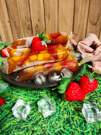 Bagaimana Membuat Rujak Es Lilin Mangga Strowbery yang Enak Banget