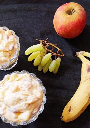 ક્રીમી ફ્રુટ શ્રીખંડ (Creamy Fruit Shrikhand Recipe In Gujarati) રેસીપી મુખ્ય ફોટો