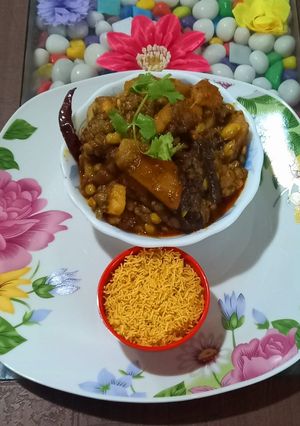 ઊંધિયું (Undhiyu Recipe In Gujarati) રેસીપી મુખ્ય ફોટો