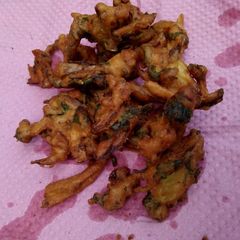 Crispy Vegetable Pakoras A picture of Crispy Vegetable Pakoras.
