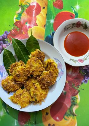 ভেজ নুডুলস পকোড়া রেসিপির প্রধান ছবি