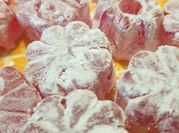 Una foto de gomitas frutilla