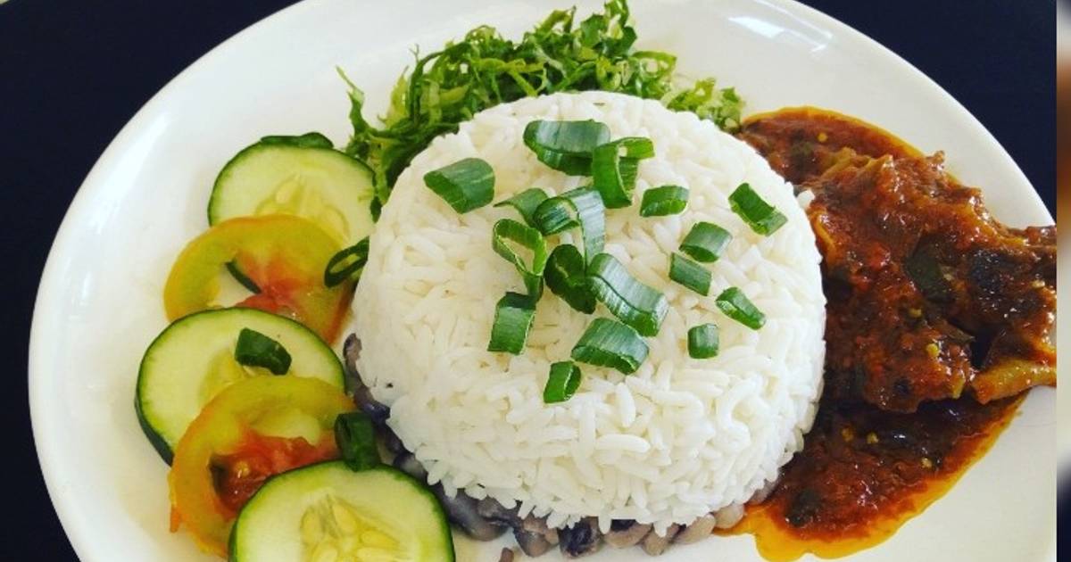 Rice and beans with stew Recipe by Princess Amrah Cookpad