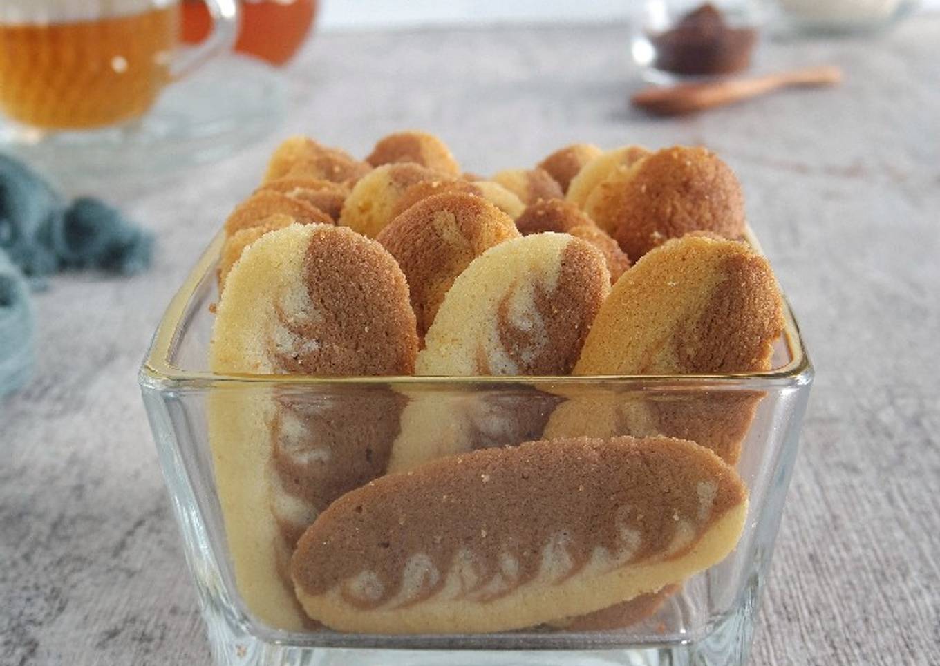 Kue Lidah Kucing Motif
