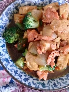 Foto resep Tumis BroSalHu (tumis brokoli salmon tahu) bumbu teriyaki
