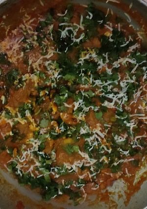 મુંબઈ સ્ટાઈલ પાવ ભાજી (Mumbai Style Pav Bhaji Recipe In Gujarati) રેસીપી મુખ્ય ફોટો
