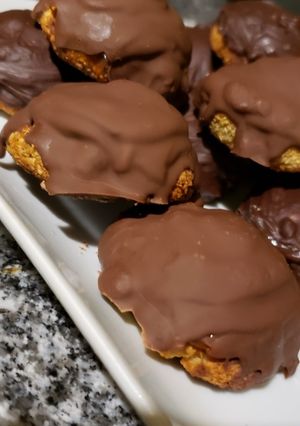 Una foto de Volcán de coco y dulce de leche