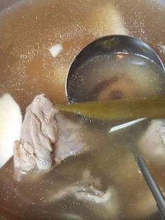 剝皮辣椒雞湯 的食譜成品照片