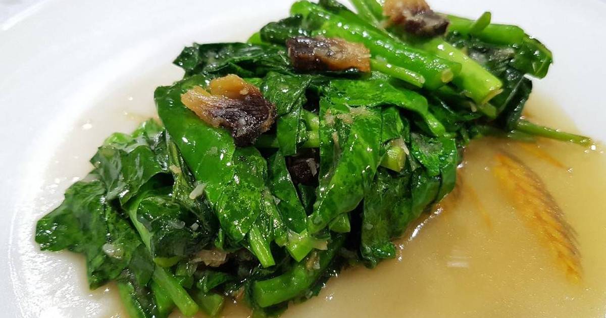 Stir Fry Chinese Broccoli With Salted Fish Kailan Ikan Masin Recipe By Ikhwan Arif Cookpad