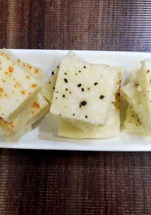 ગુજરાતી ઇદડા / ઢોકળા રેસીપી મુખ્ય ફોટો