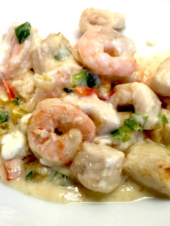 A picture of Shrimp and White Fish Pot-Pourri.
