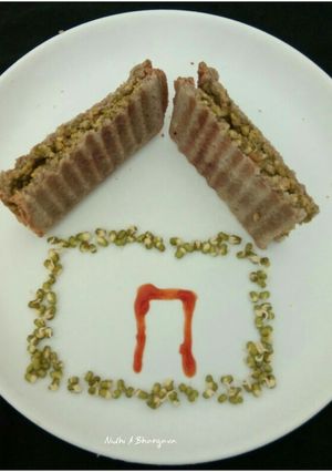 A picture of Sprouts brown bread sandwich.