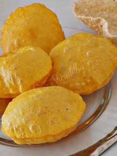 મસાલા પૂરી(Masala poori recipe in gujarati) રેસીપી મુખ્ય ફોટો