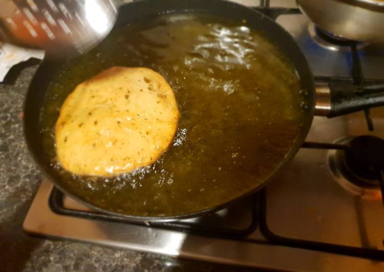 Bhatura (Indiai Lángos -féleség)