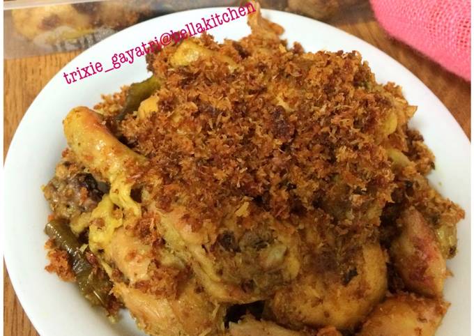 Ayam Goreng Serundeng