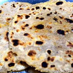 Ajwain wali roti A picture of Ajwain wali roti.