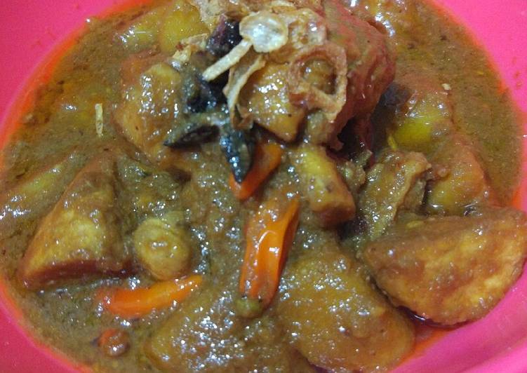 Semur Ayam Pedas Manis #CookpadCommunity #DikuahinBiarSyedep