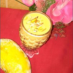 A picture of Mangoes Milk shake mazedar 👌😋.