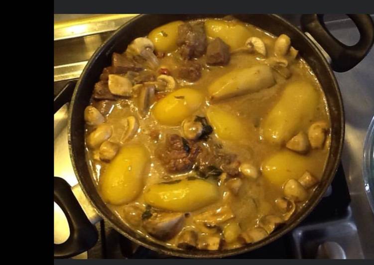 Comment Préparer Des Pommes de terre au bœuf champignons et quatre épices