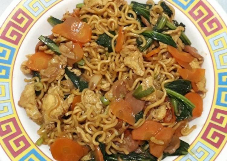 Indomie Goreng Campur