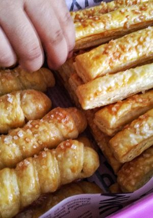 Foto resep Cheesy Puff Pastry from The Scratch | MPASI 1+ Tahun