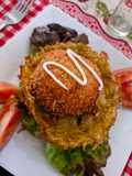 Canastillo de papas con Croqueta de Zanahoria
