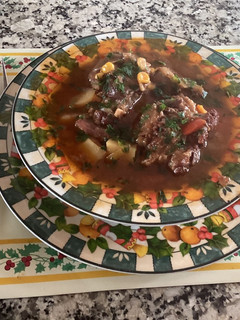 Foto principal de Ox tail soup (sopa de rabo de res)