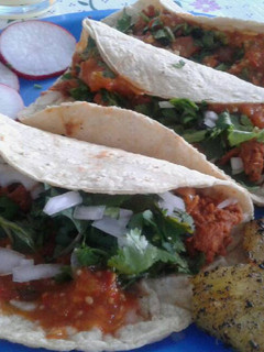 Una foto de Tacos al pastor sin trompo
