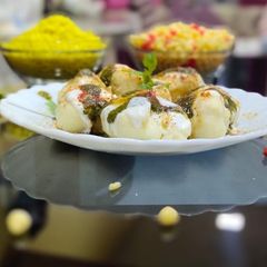 A picture of Dahi vada.