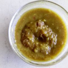 A picture of Sambar vadai.