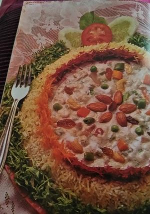 A picture of Mixed vegetable curry.