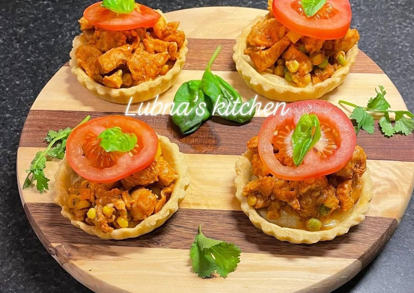 Mini Tarts with Chicken: