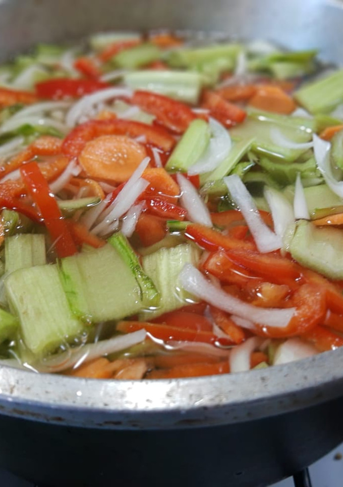 Una foto de Pencas de acelga al escabeche