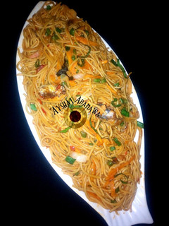 A picture of Pasta jollof.