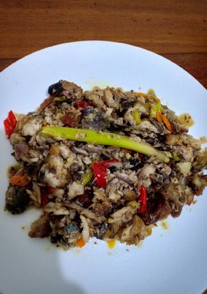 Foto resep Tongkol suwir granat