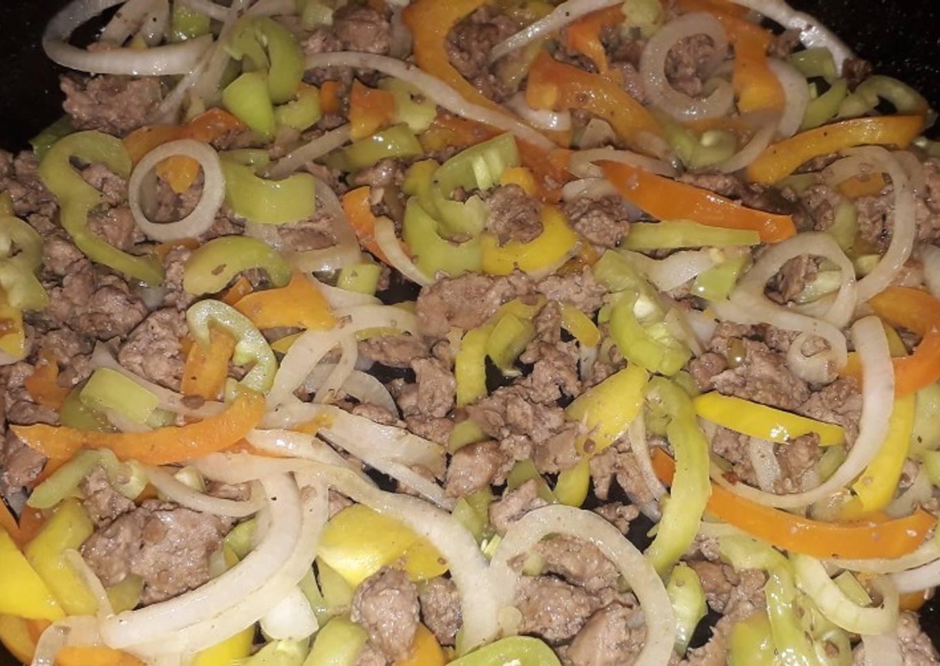 Carne molida con pimientos
