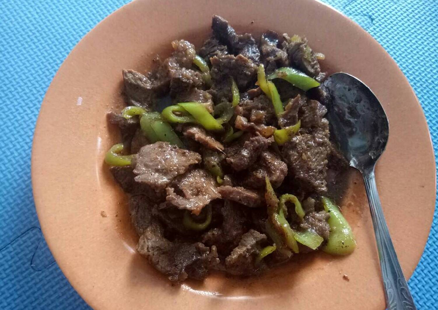 Resep Daging lada hitam oleh Tania Khozarisma - Cookpad