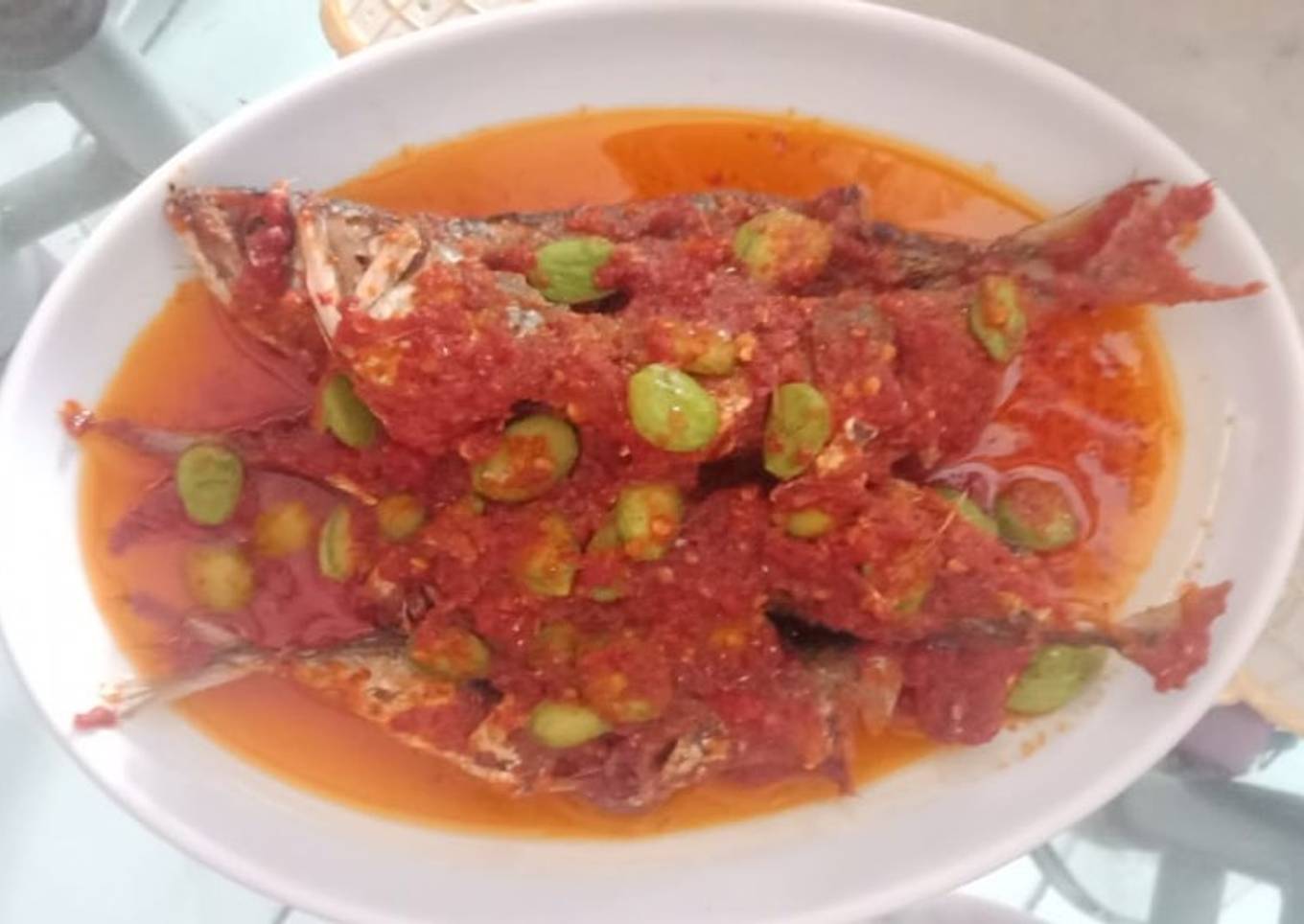 Kembung balado petei