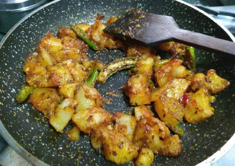 Recipe of Super Quick Homemade Dry Jeera Aloo