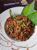 Thai Basil Stir-Fried Ground Beef (Pad Krapow)