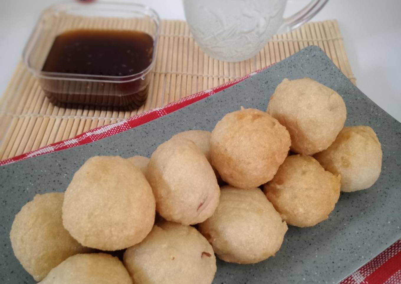 Cemilan Tradisional : Pempek Adaan