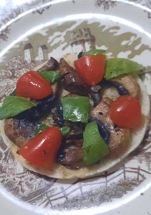 Una foto de Pan pita mediterráneo 2 (hongos)