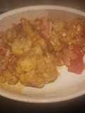 Coliflor con bacón y piñones