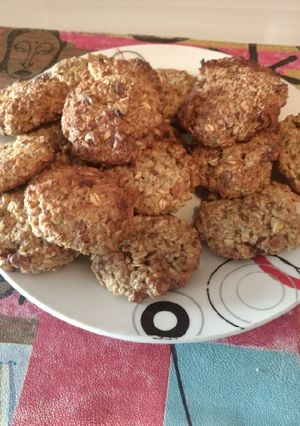 Una foto de Galleta de avena multi semilla de plátano y nuez