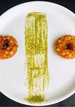 A picture of Sabudana Vada.