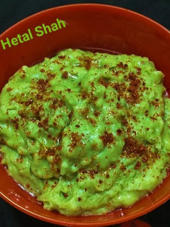 ગ્રીન ખીચું (Green Khichu Recipe In Gujarati) રેસીપી મુખ્ય ફોટો