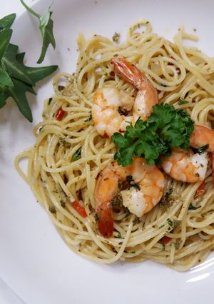 Foto resep Spicy Spaghetti Aglio olio with shrimp