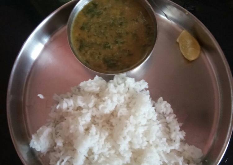 Recipe of Award-winning Palak Dal without onion and garlic