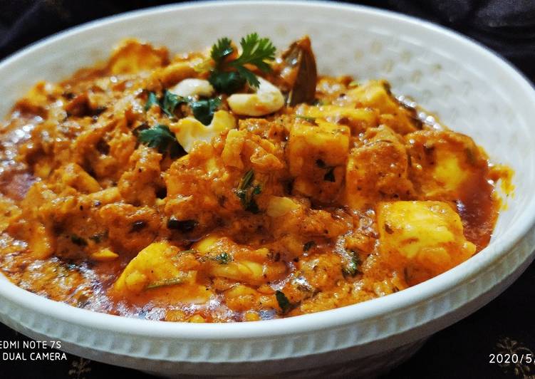 5 Easy Dinner Kaju Paneer Curry