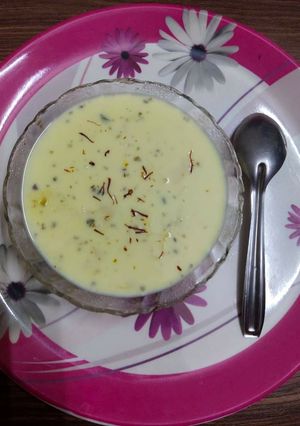 केसर रबड़ी (Kesar rabdi recipe in Hindi) रेसिपी मुख्य फोटो